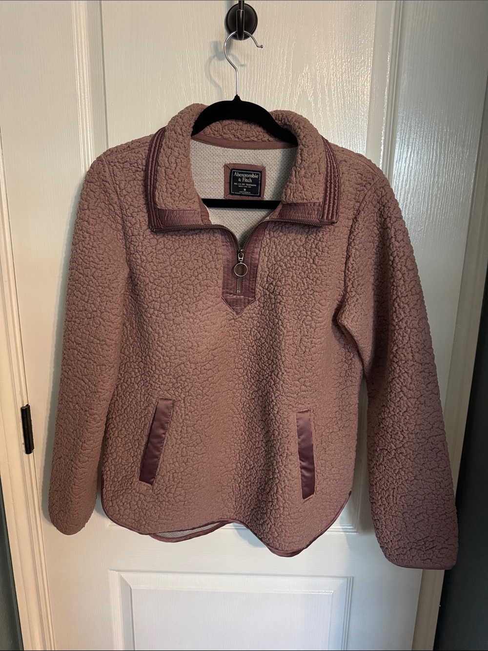 Abercrombie & Fitch Dusty Mauve Sherpa Half‑Zip Jacket